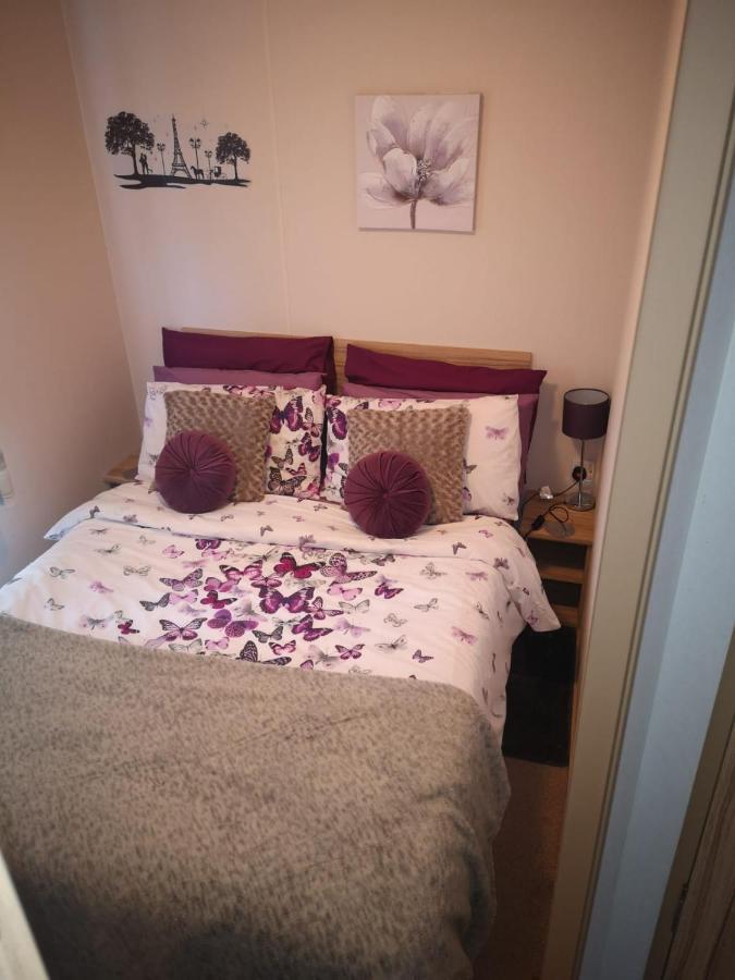 Hot Tub Hols 61 Kingfisher Court Hotel Tattershall Bagian luar foto