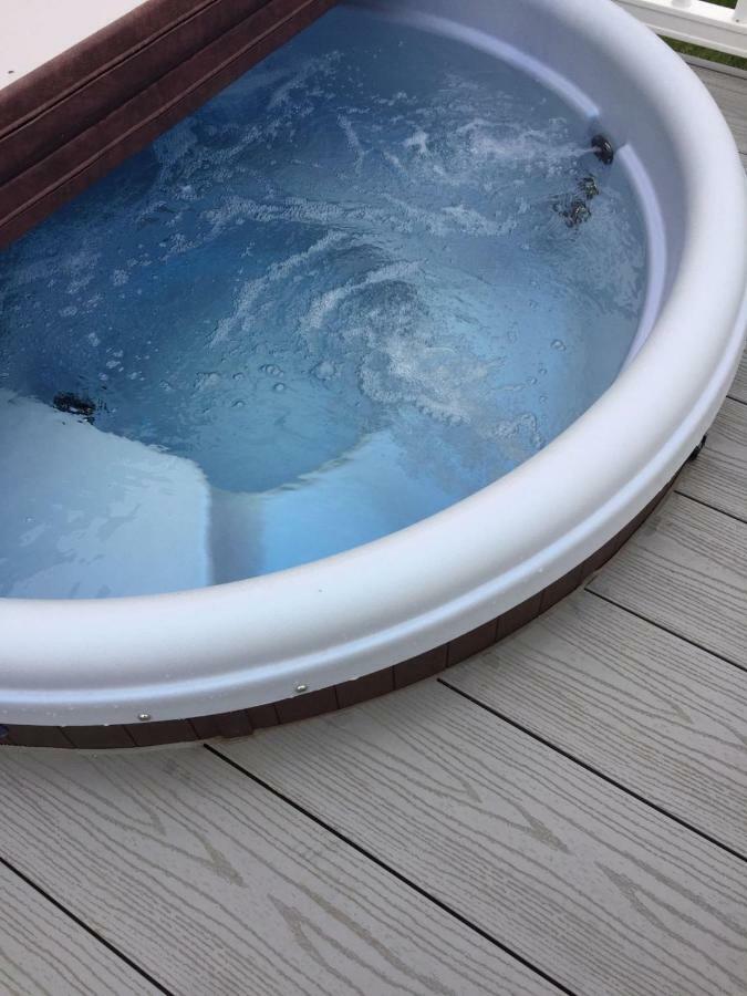 Hot Tub Hols 61 Kingfisher Court Hotel Tattershall Bagian luar foto